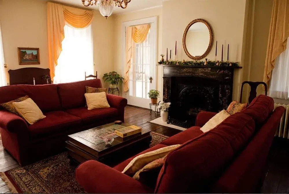 Holladay House Bed and Breakfast