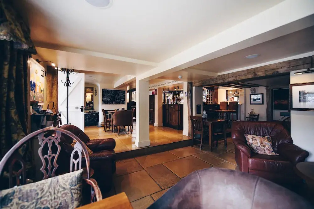 Fox Country Inn