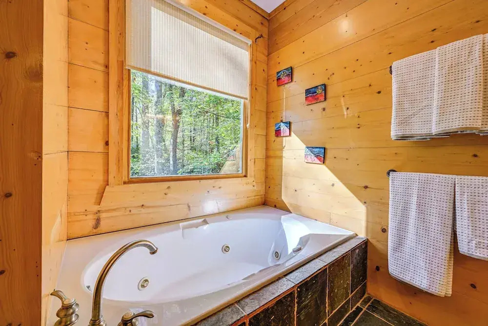 Near Hiking & Outdoor Rec: Cabin in Sapphire