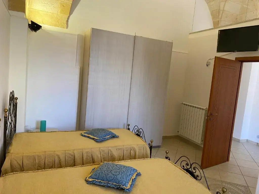 Corte Cavallotti 7