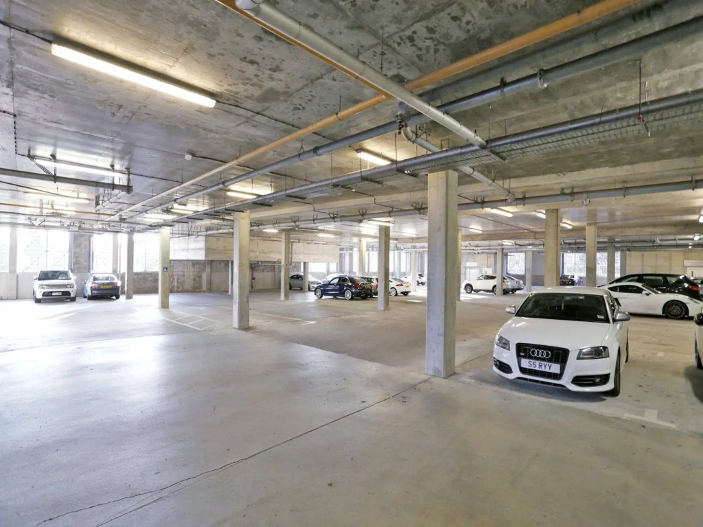 Virtue Apartments - West End