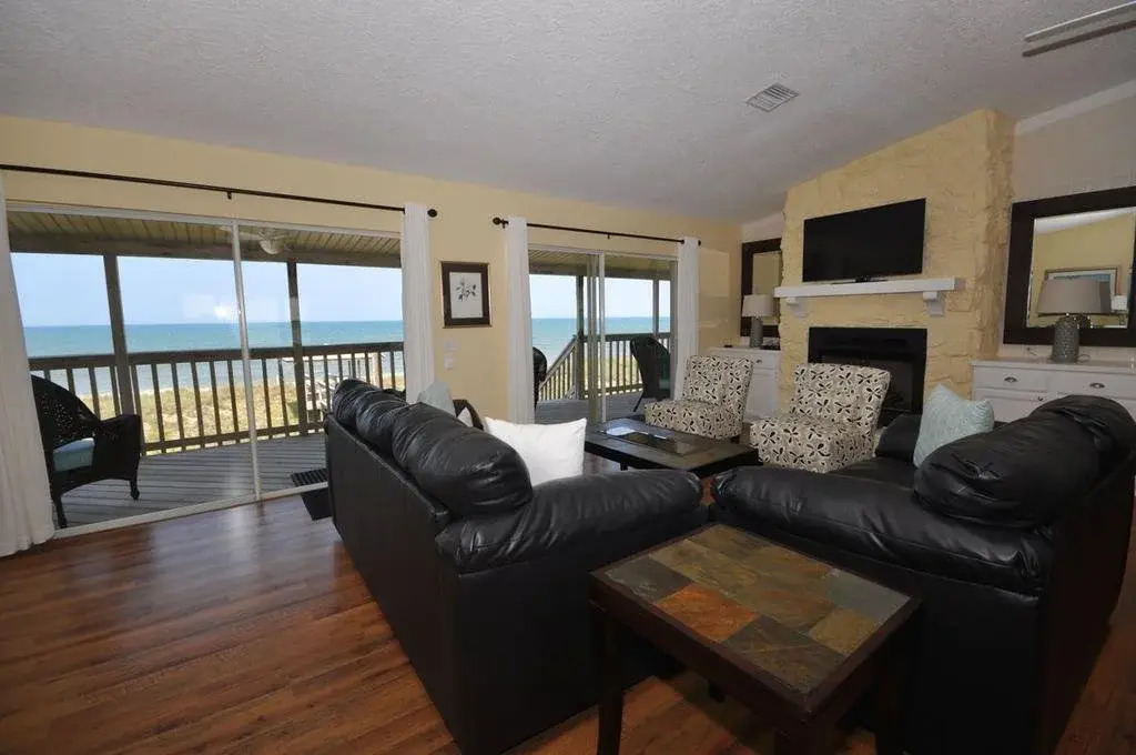 Dolphin Dunes 4 Br Home by RedAwning