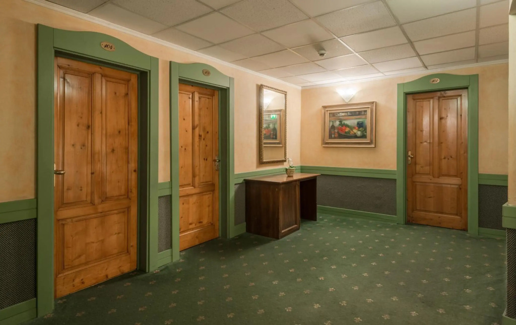 Hotel Minerva Palace