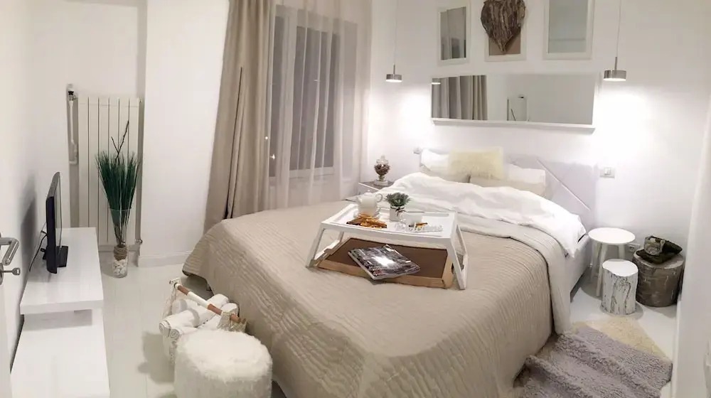 Metropole Apartments Romana Square