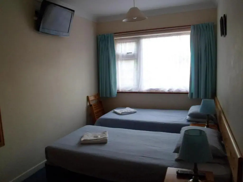 Carlton Lodge