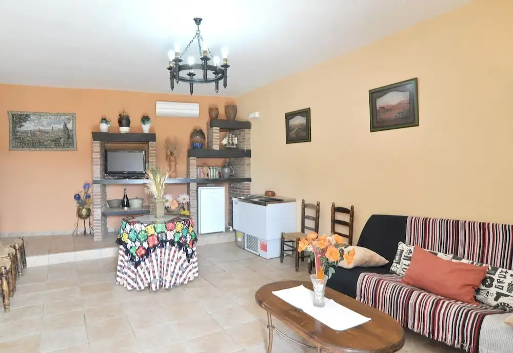 Villa With 7 Bedrooms in Riogordo, With Wonderful Mountain View, Priva