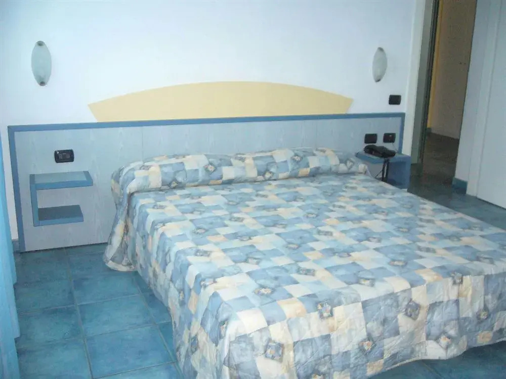 Hotel Enotria