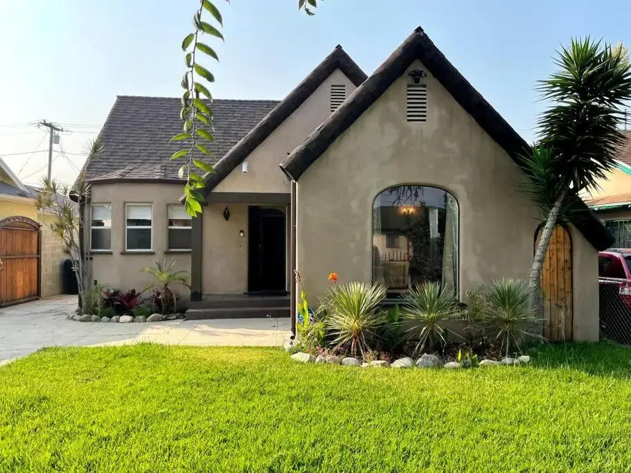 Fairy Tale 3BR House