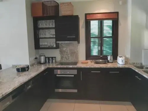 Papay Suite by Simply-Seychelles