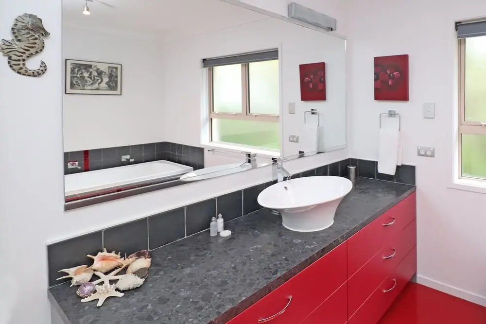 Hideaway in Harrowfield
