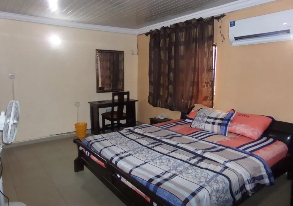Qosmic Residence