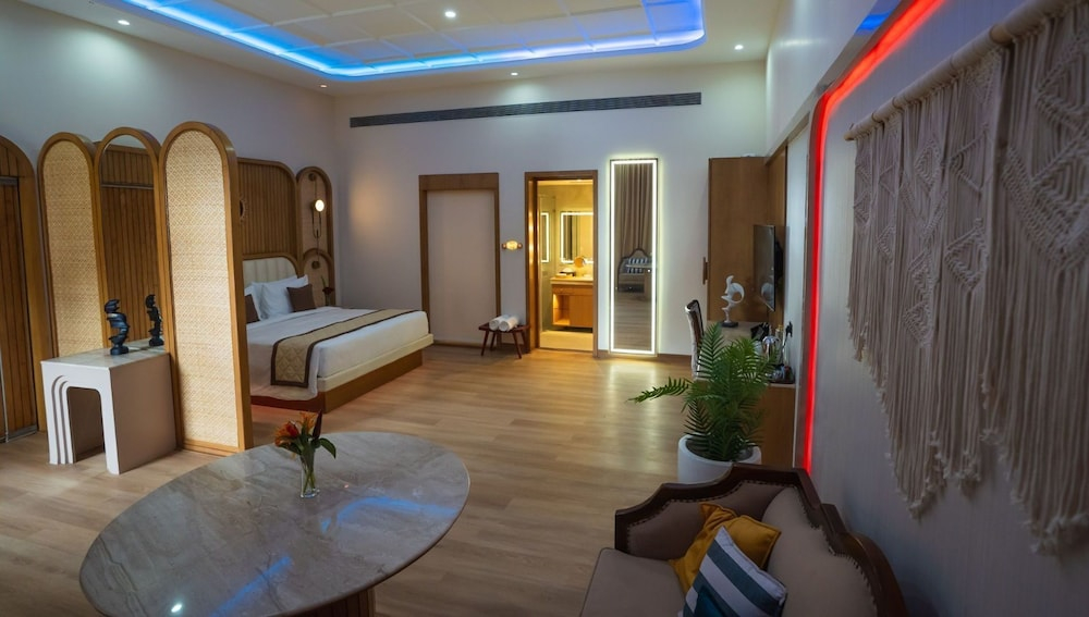 SCYLLA Luxury Resort & Spa