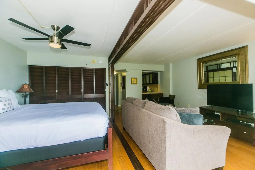 Spacious One Bedroom Harbor View Condos at Ilikai Marina With Private Balcony