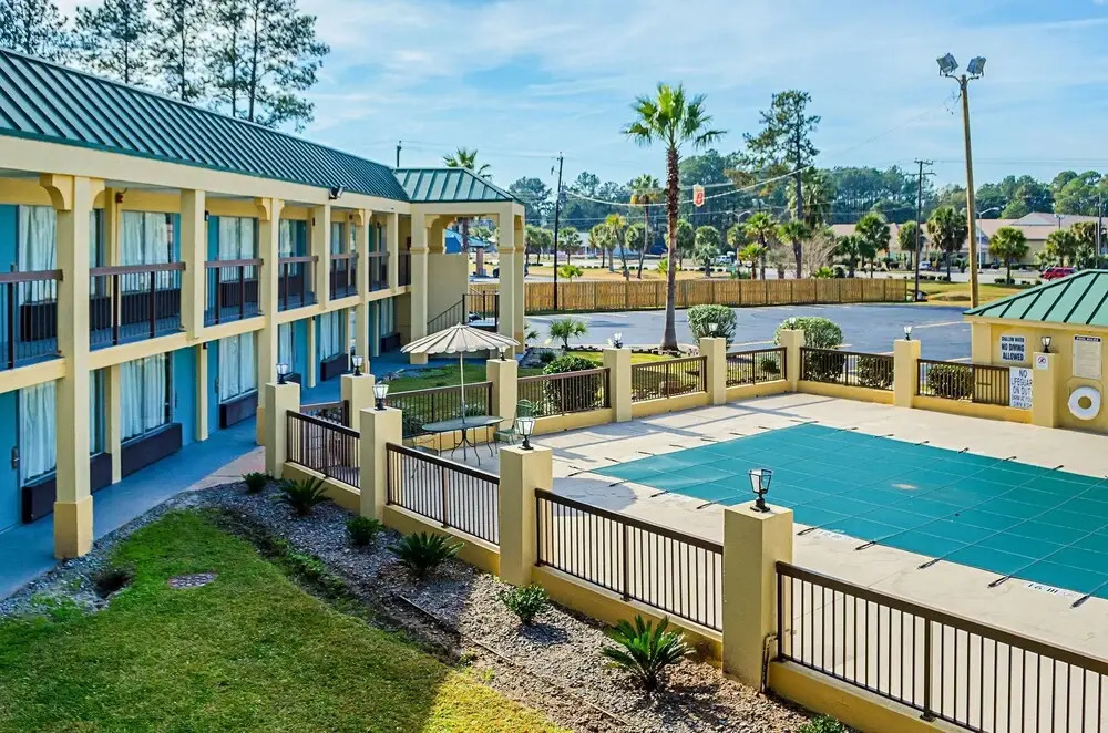 Stay Express Inn & Suites