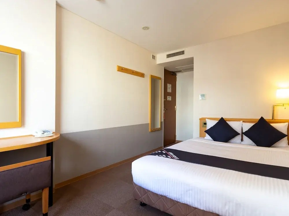 OYO Yutaka Hotel Kitakyushu Kokura