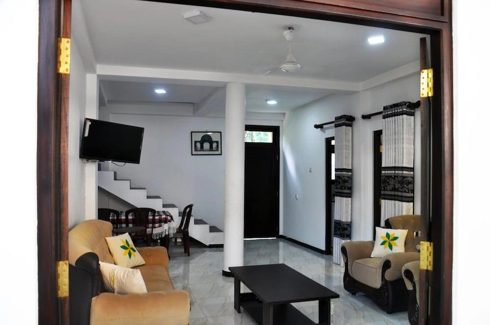 Nade Villas Unawatuna
