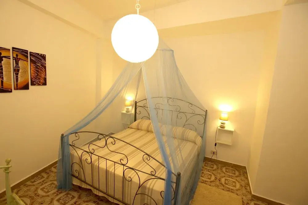House With 4 Bedrooms in Palermo, With Wonderful sea View, Enclosed Ga