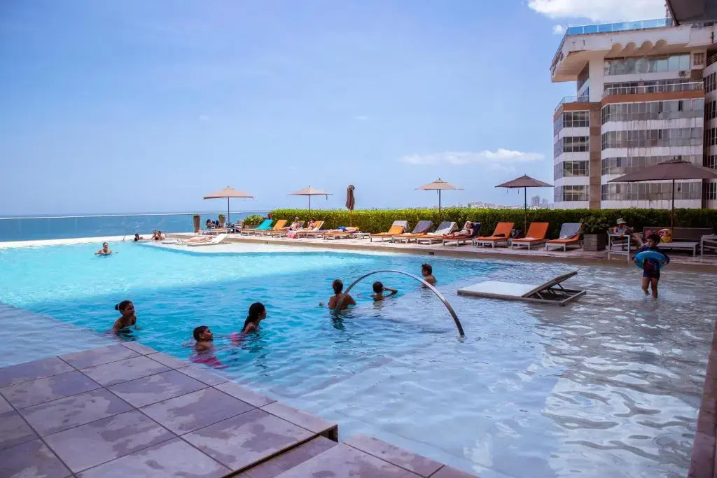 41st Fl Beach Condo in Bocagrande
