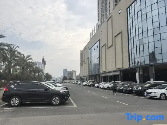 Yinshan Lake Hotel