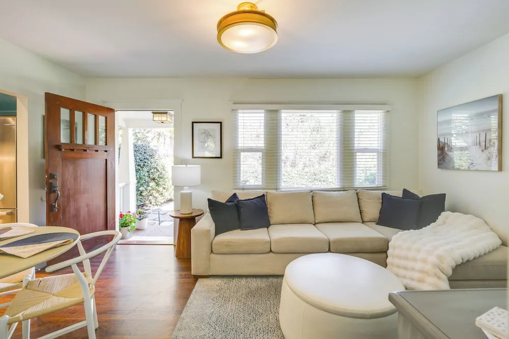 1/2 Mi to Balboa Park: Cottage w/ Private Yard