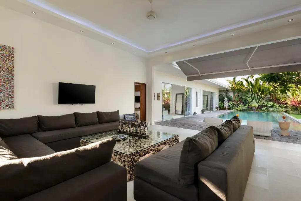 Gorgeous Tropical 3 Bed Pool Villa, 24hr Security