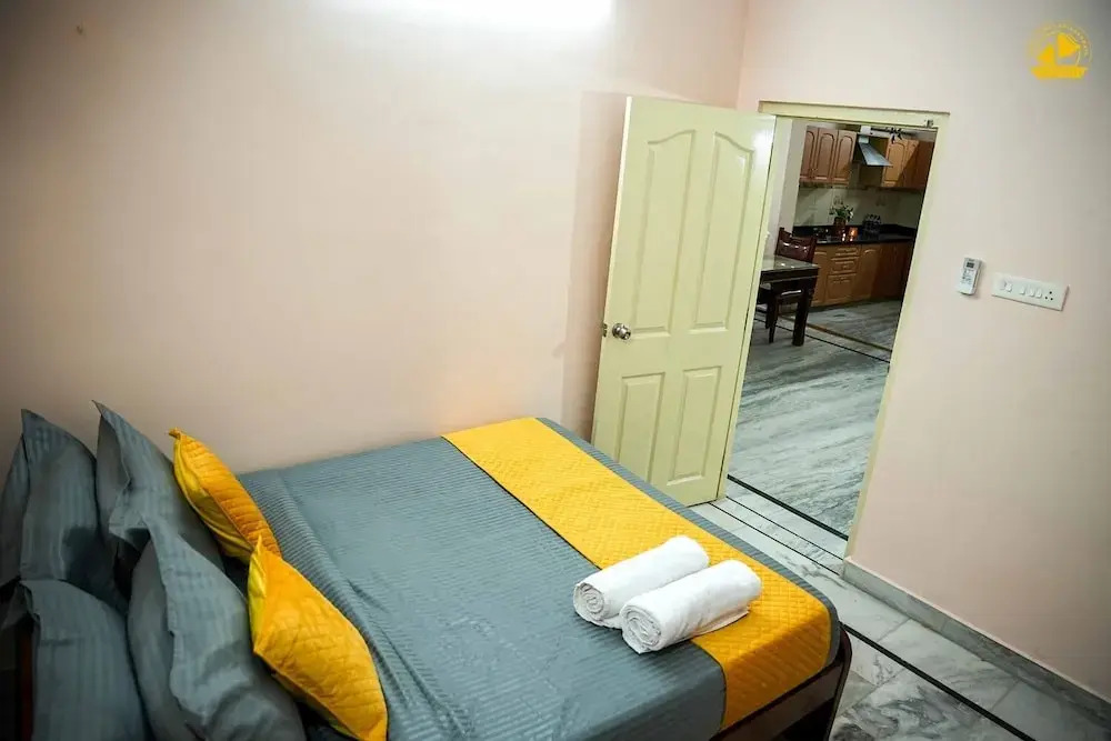 Yellow Bells Serviced Apartments Gachibowli