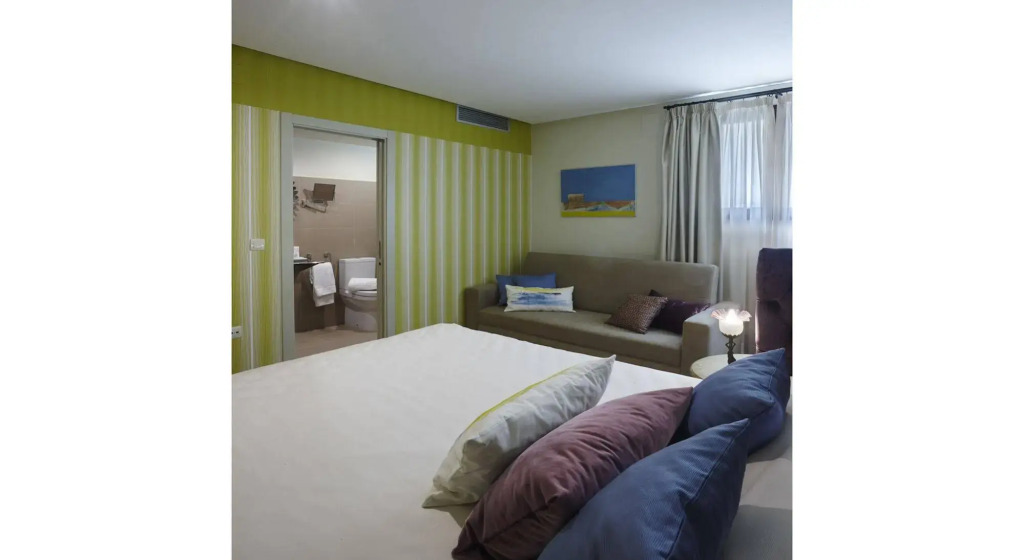 Hotel Galería Essentia