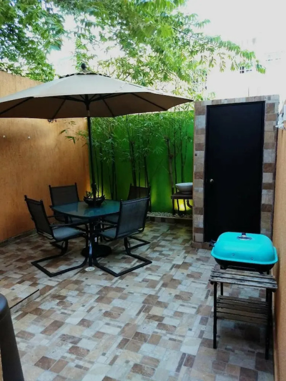 Linda Casita de Cereza