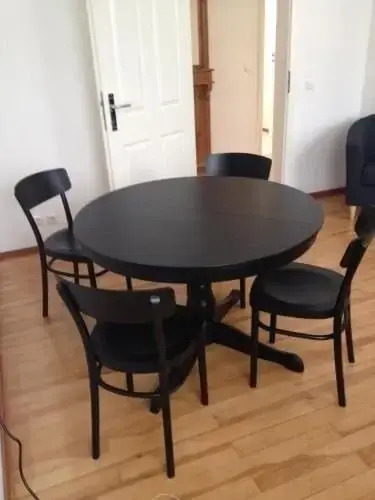 Leongardt Apartments