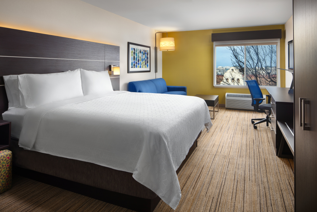 Holiday Inn Express Hotel & Suites Belmont by IHG