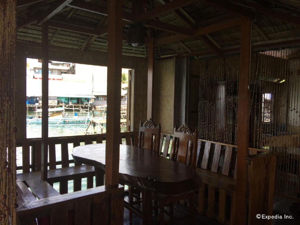 Coron Sunrise Inn