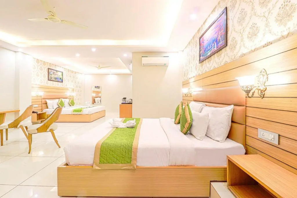 The Glory Hotel