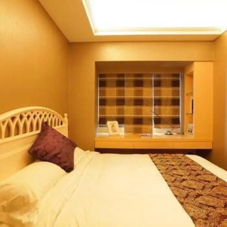Fenghuang International Hotel