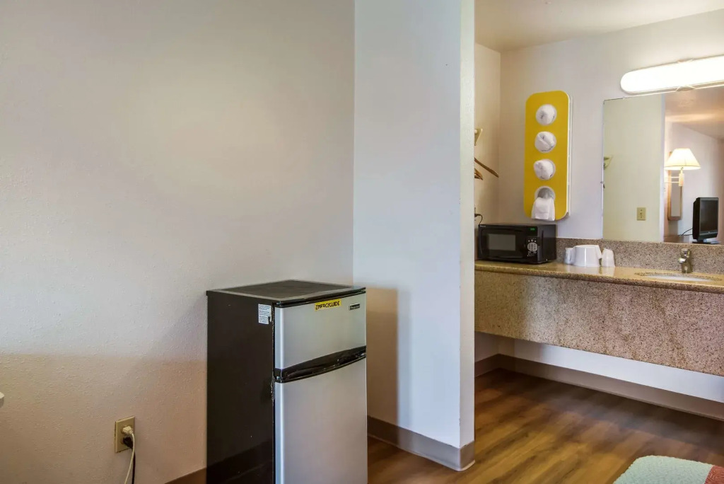 Motel 6-Vancouver, WA