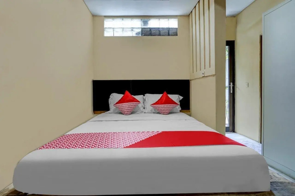 Urbanview Hotel Pondok Sabaraya Syariah by RedDoorz
