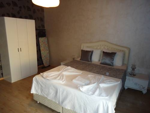 Feridiye 93 Suites