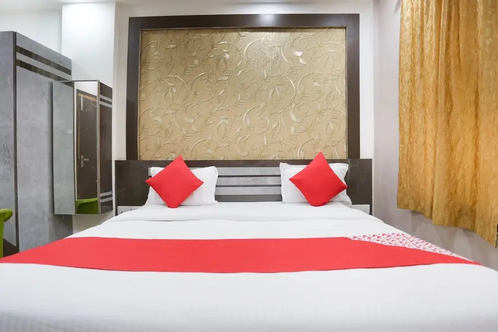 Soms Empire by OYO Rooms