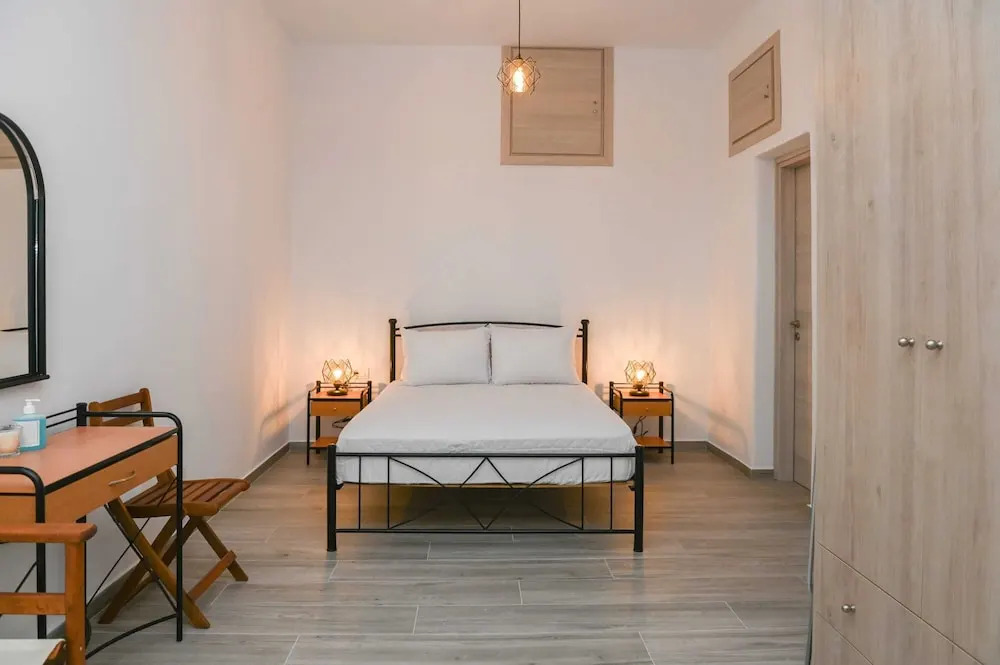 Experience Dreamy Santorini Gorgeous Std