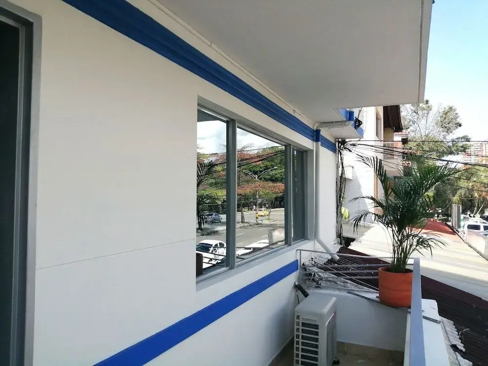 Persea Hotel - sports bar