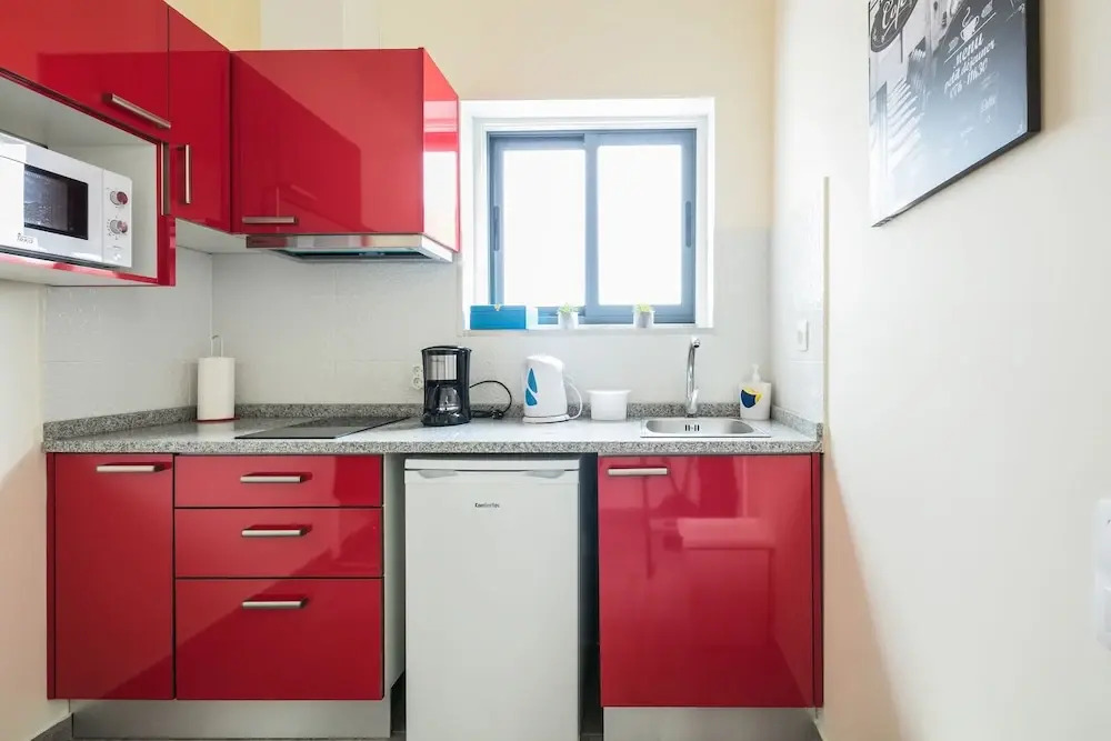 Apartamento A Francos Artist Painting 1