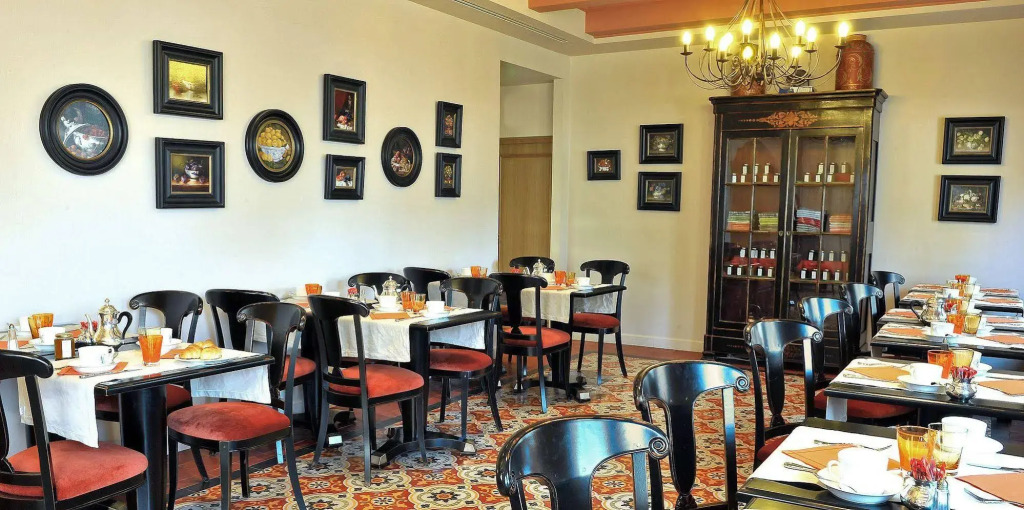 Villa Lara Hotel