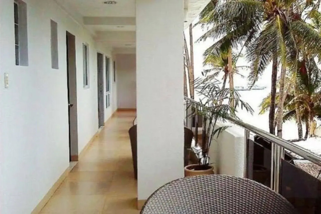 Grand Blue Beach Hotel