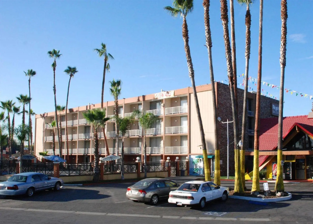 Regency Inn and Suites