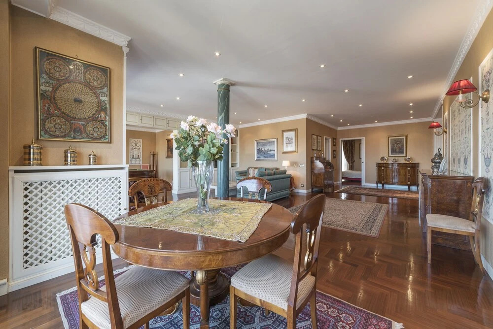 San Pietro Exclusive Panoramic Flat