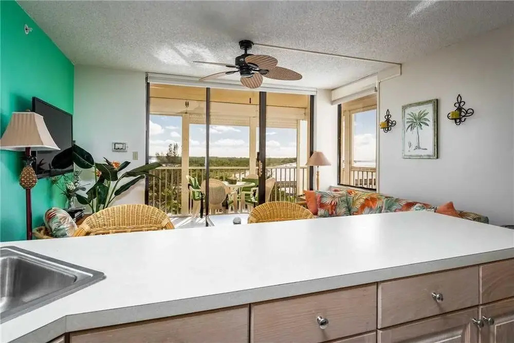 Lovers Key Beach Club PH4