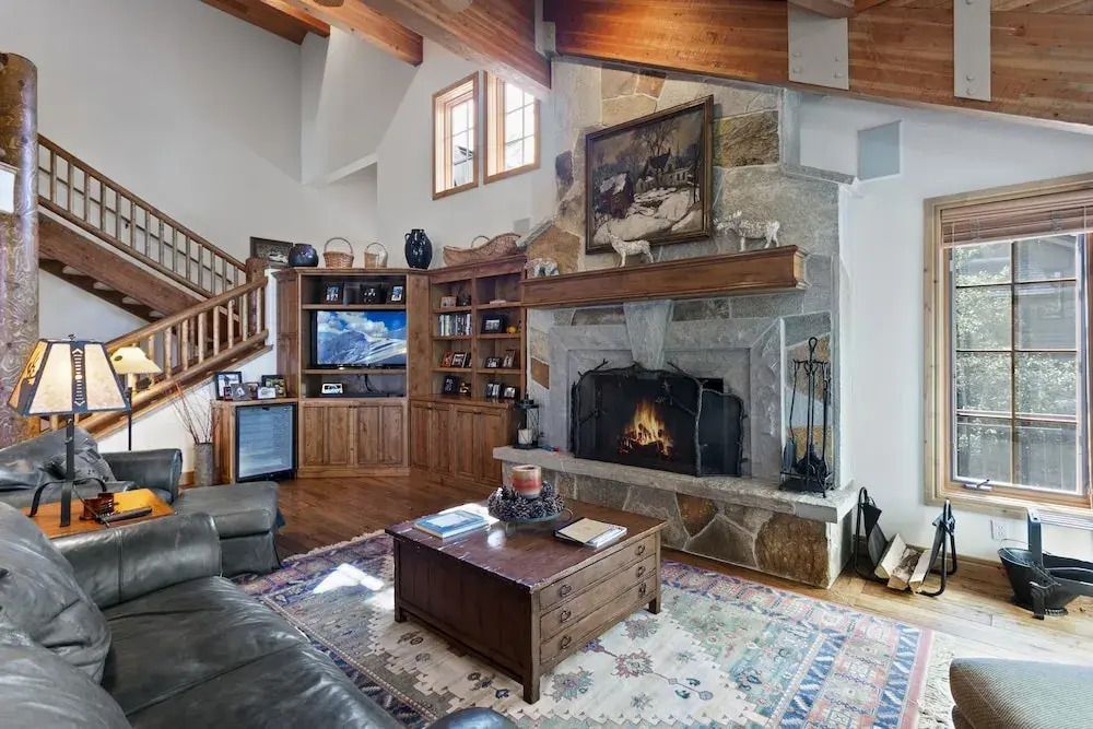 Bellemont Home at Deer Valley Resort - 6 Bedroom Home with Hot Tub #8 6 Home