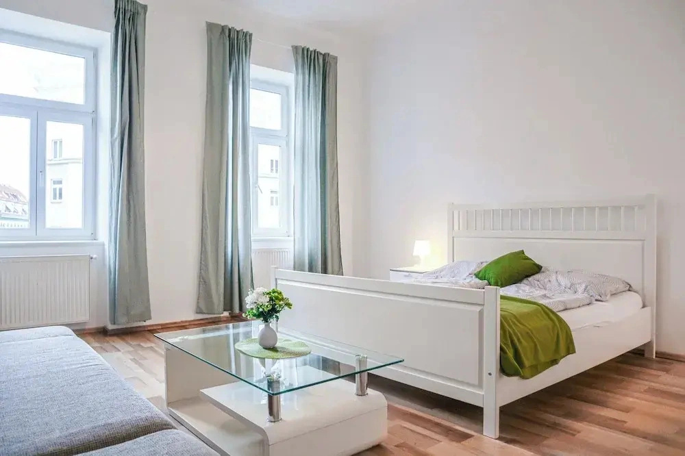 Beautiful 2BR Apt Perfect for Long Stays