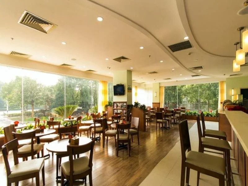 GreenTree Alliance ZheJiang HangZhou XiaSha WenZe Road Metro Station No.6 Street Hotel