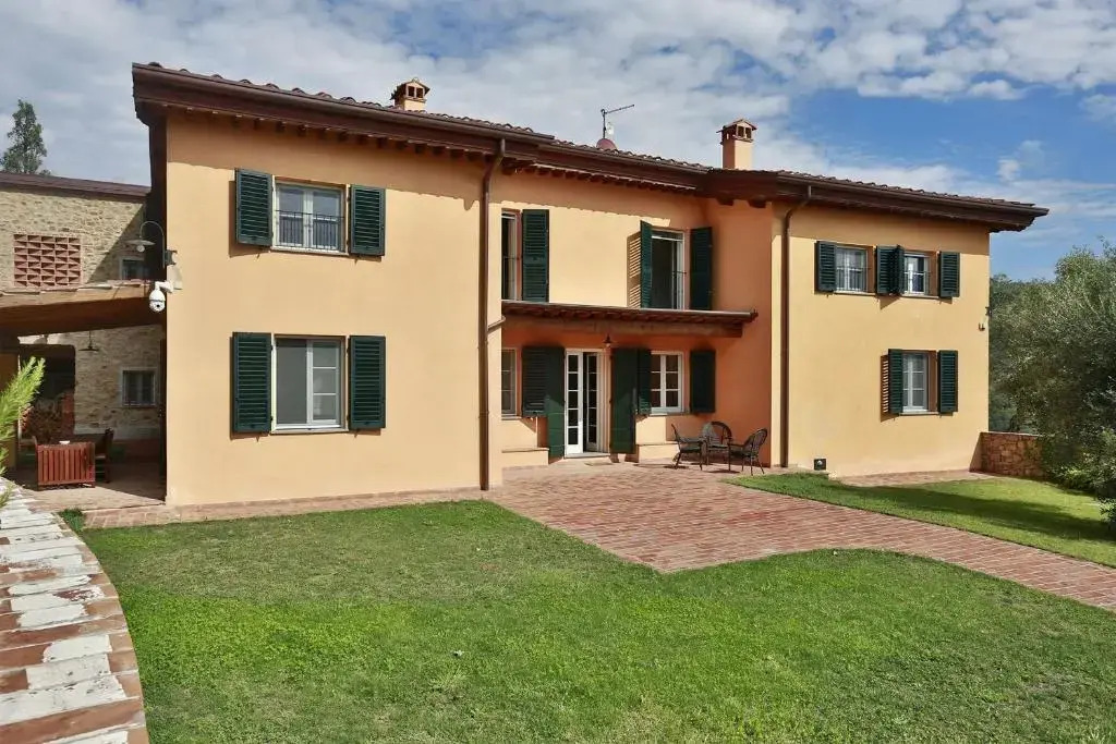 Santo Stefano 10 by Salogi Villas