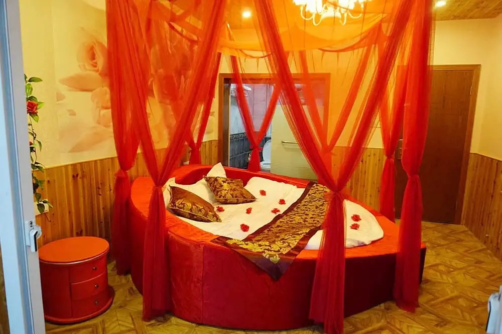 Wuzhen West Tale Theme Inn